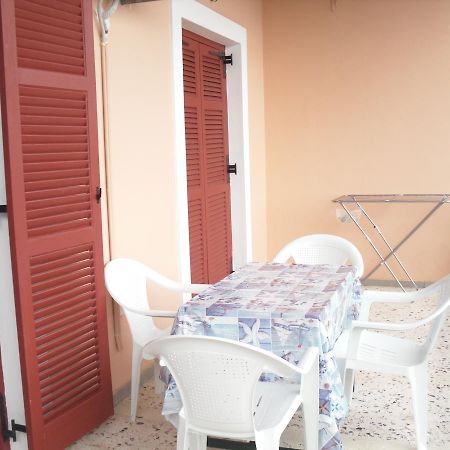 Spiti Kritikos Apartment Беницес Екстериор снимка