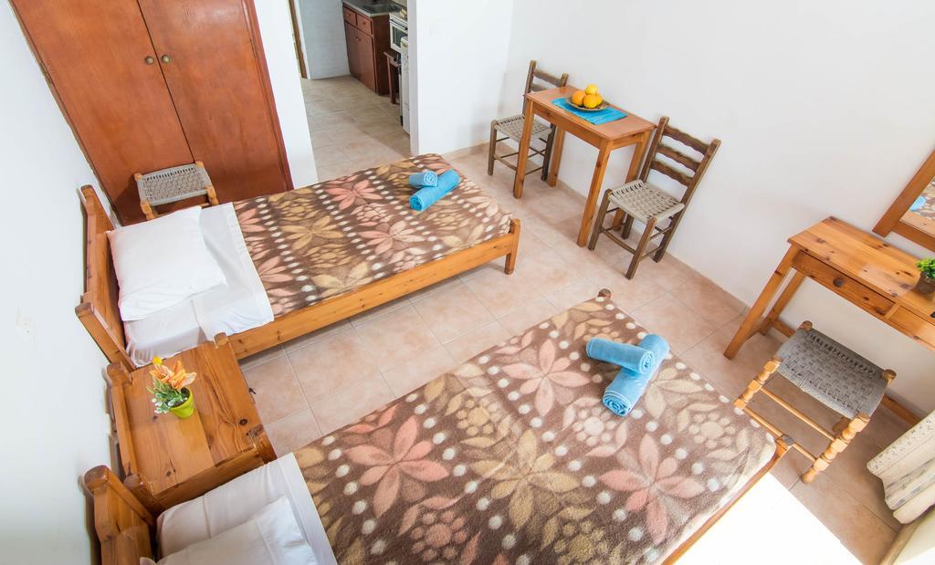 Spiti Kritikos Apartment Беницес Екстериор снимка
