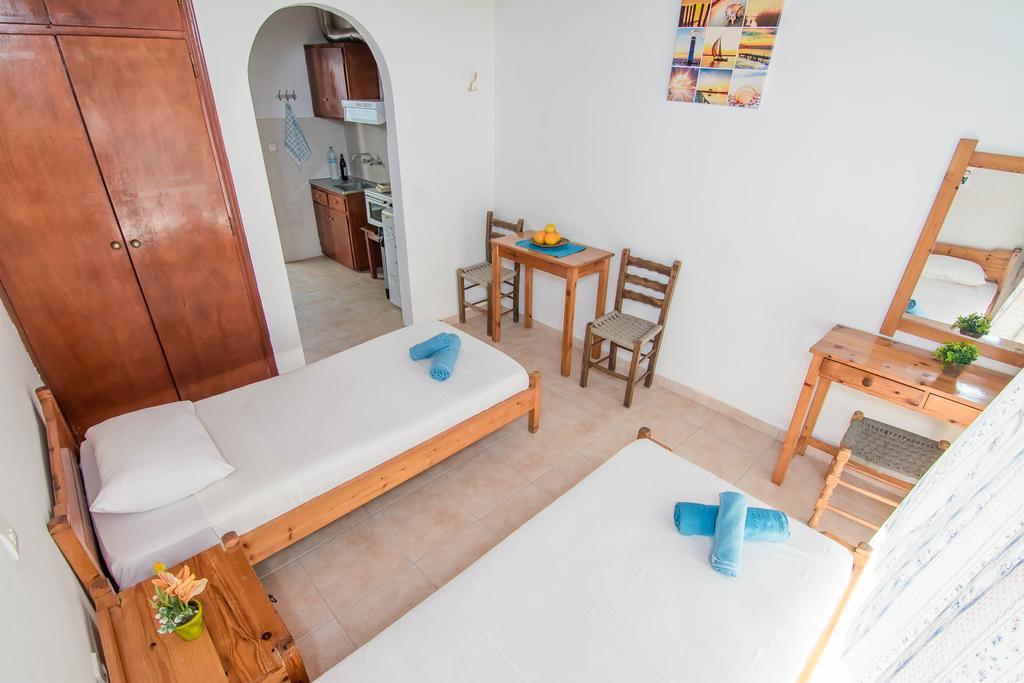 Spiti Kritikos Apartment Беницес Екстериор снимка
