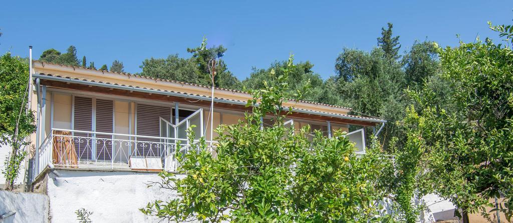 Spiti Kritikos Apartment Беницес Екстериор снимка