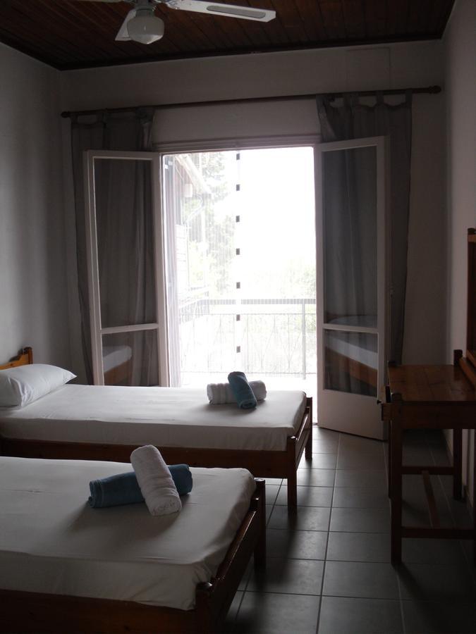 Spiti Kritikos Apartment Беницес Екстериор снимка