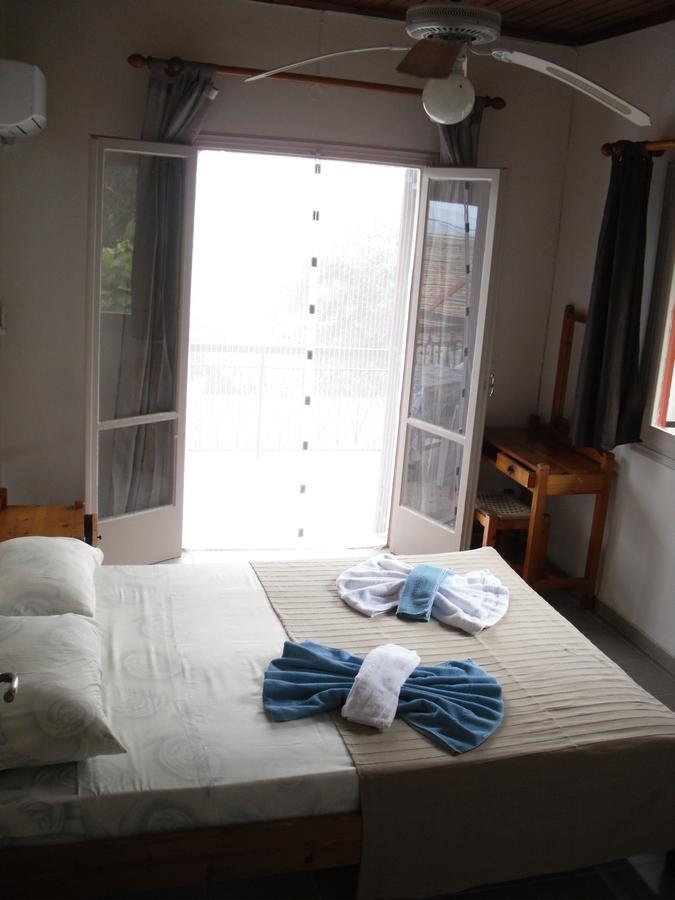 Spiti Kritikos Apartment Беницес Екстериор снимка